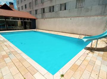 Casa de 3 quartos, Peruíbe · Casa com 3 quartos e piscina em Peruíbe.