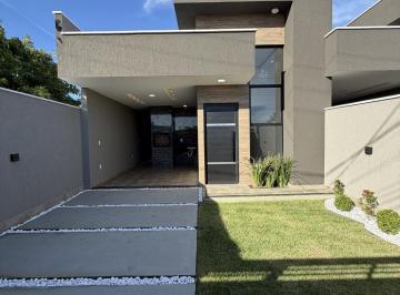 Casa · 90m² · 2 Quartos · 2 Vagas · Casa com 2 dormitórios à venda, 240m² por R$500.000 - Cordeirinho - Maricá/RJ