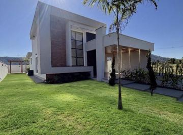 Casa · 163m² · 3 Quartos · 2 Vagas · Casa com 3 dormitórios à venda, 394,149m² em Ubatiba - Maricá/RJ