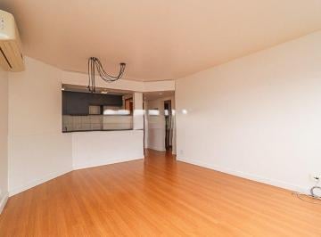 Apartamento · 87m² · 3 Quartos · 1 Vaga · VENDA 3 QUARTOS SUITE CHURASSQUEIRA 2 VAGAS ELEVADOR PETROPOLIS