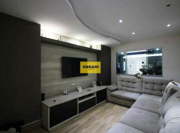 Casa · 236m² · 3 Quartos · 2 Vagas · Sobrado à Venda em São Bernardo do Campo com 3 Quartos e Quintal