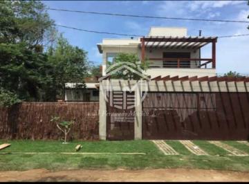 Casa · 200m² · 5 Quartos · 2 Vagas · Casa à venda a 60 metros da Praia de Itamambuca