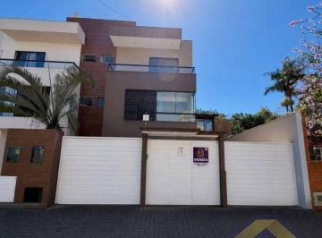 Casa · 158m² · 3 Quartos · 4 Vagas · Sobrado Triplex na Praia Brava