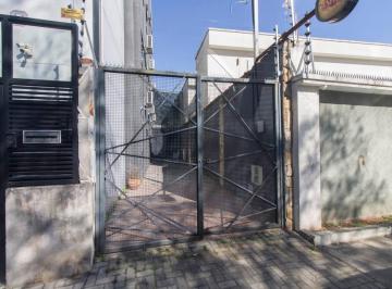 Comercial · 400m² · 7 Quartos · Galpão na Rua Francisco Rodrigues Seckler, 727 - Fundos • 400 m²