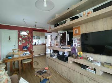 Apartamento · 92m² · 2 Quartos · 1 Vaga · Apartamento 2 Quartos com 1 Suíte - Coqueiros