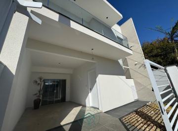 Foto 01 · Sobrado, Centro, Penha, SC
