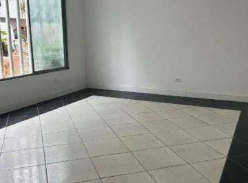 Casa · 170m² · 3 Quartos · 2 Vagas · Sobrado para venda em Boqueirão de 170.00m² com 3 Quartos e 2 Garagens