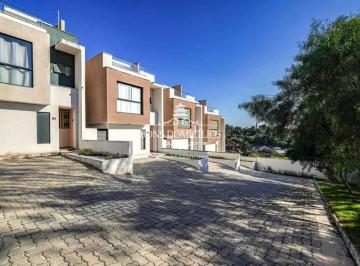 Foto 01 · Imperdível Casa em Condomínio à Venda em Carapicuíba-SP, Jardim Ana Estela  3 Quartos, 3 Suítes, 2 S