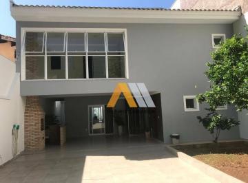 Casa · 235m² · 3 Quartos · 4 Vagas · Casa para venda em Jardim Karolyne de 235.00m² com 3 Quartos, 1 Suite e 4 Garagens