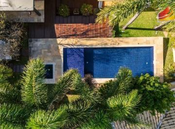 Casa · 405m² · 4 Quartos · 4 Vagas · Sobrado para venda em Condomínio Santa Clara de 405.00m² com 4 Quartos, 4 Suites e 4 Garagens