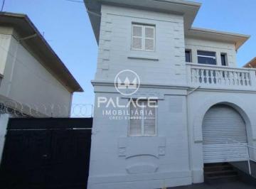 Casa · 200m² · 3 Quartos · 10 Vagas · Casa para alugar em Centro de 200.00m² com 3 Quartos, 1 Suite e 10 Garagens