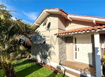 Casa · 137m² · 3 Quartos · 3 Vagas · Casa Térrea com 3 Quartos em um dos Endereços Mais Desejados de Montenegro