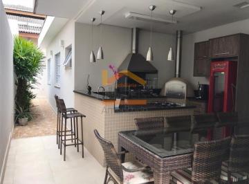 Casa · 180m² · 3 Quartos · 2 Vagas · Casa de Condomínio para venda em Jardim Primavera de 180.00m² com 3 Quartos, 1 Suite e 2 Garagens