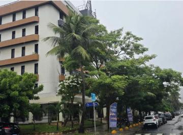 Apartamento · 137m² · 4 Quartos · 1 Vaga - Diogo Suzano · Apartamento Tambaú, quadra da praia, 137m2, 3 quartos e dependência, 4 banheiros