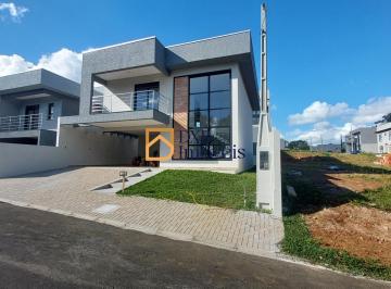 Casa · 177m² · 3 Quartos · 4 Vagas · Casa com 3 Qts (1 Suíte com Closet) e 4 Vagas à ve
