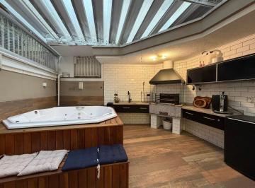 Casa de 3 quartos, São Paulo · Sobrado com 3 Suítes no Mandaqui: Espaço Gourmet com Hidromassagem Privativa