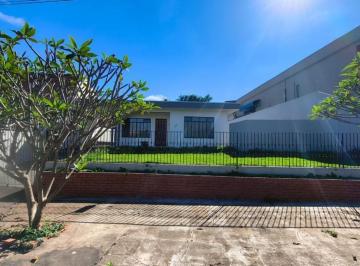 Casa · 210m² · 3 Quartos · 4 Vagas · Casa à venda em Cambé, Jardim Vila Rica, com 3 quartos, com 210 m²