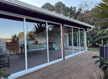 Casa · 320m² · 4 Quartos · 4 Vagas · "casa Mobiliada e Com vista previlegiada para a Mata"