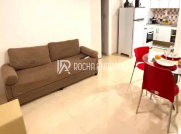 Apartamento Mobiliado de 1/4 com Piscina e Garagem em Armação · Apartamento Mobiliado de 1/4 com Piscina e Garagem em Armação
