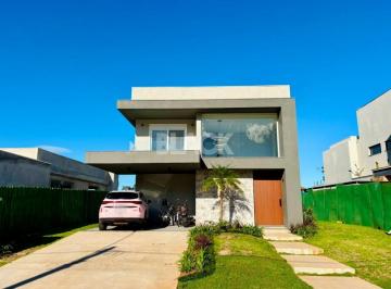 Casa · 162m² · 4 Quartos · 2 Vagas · Casa Mobiliada no Condomonio Reserva das Águas em Torres RS
