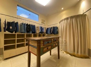 Comercial · 303m² · Sala comercial com 197,66 m² - Campolim