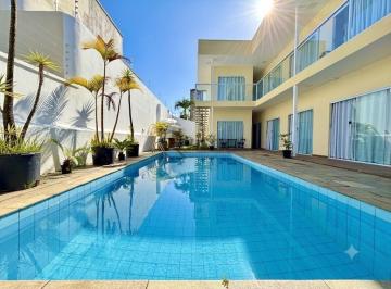 Casa · 630m² · 17 Quartos · 4 Vagas · Pousada à Venda a 50 Metros da Praia da Enseada – Guarujá