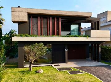 Apartamento · 455m² · 4 Quartos · 2 Vagas · Imoveis - na Praia Remanso