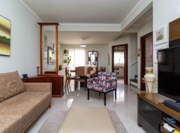 Sala para 2 ambientes · Casa à venda - em Guabirotuba
