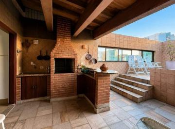 Apartamento · 219m² · 4 Quartos · 3 Vagas · Cobertura Duplex, 4 Dormitórios, 3 Suítes, Piscina Privativa e Elevador na Pompéia – Santos/SP