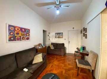 Apartamento · 55m² · 1 Quarto · Apartamento de 1 quarto a poucos passos da orla da Ponta da Praia