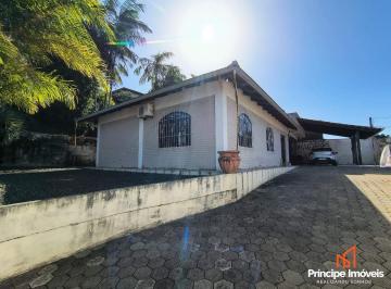 Casa · 140m² · 3 Quartos · 4 Vagas · Casa com 3 quartos no Guanabara em Joinville