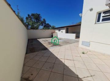 Casa · 120m² · 3 Quartos · 2 Vagas · Casa residencial de 120 m² para aluguel no Bairro Rochedo