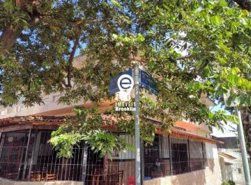 Comercial · 511m² · 3 Quartos · 3 Vagas · Prédio á venda em Moema, 3 casas, 2 salões comerciais, 3 vagas, 511 m².