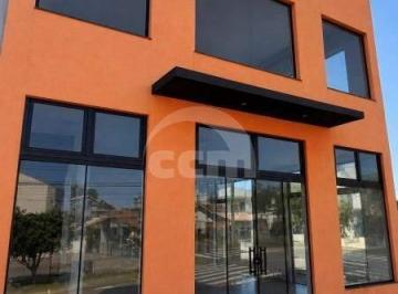 Comercial · 130m² · 2 Quartos · OLHA SÓ ESSA SALA COMERCIAL PRONTA PARA VOCÊ ALUGAR!!