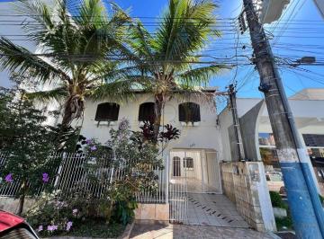 Comercial · 2 Vagas · Casa comercial para locação no Centro de Balneário Camboriú