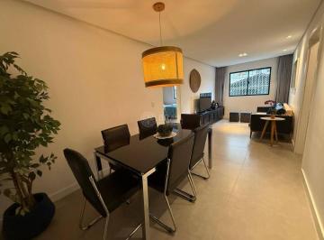 Apartamento · 62m² · 2 Quartos · 1 Vaga · APARTAMENTO NO EDIFÍCIO RAIO DE SOL - PRAIA BRAVA, ITAJAÍ