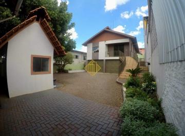 Casa · 450m² · 6 Quartos · 4 Vagas · **SOBRADO SEMI MOBILIADO NO CENTRO - TOLEDO/PARANÁ**