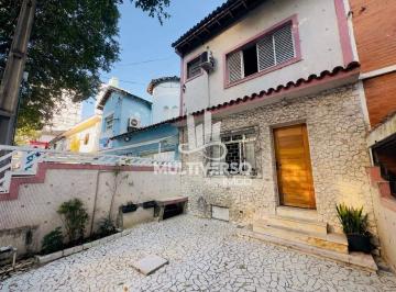 Casa · 100m² · 2 Quartos · 2 Vagas · CASA À VENDA NA APARECIDA COM QUINTAL, EDÍCULA E 2 VAGAS - 1/2 QUADRA DA PRAIA!