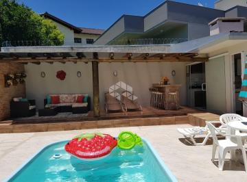 Casa · 207m² · 4 Quartos · Casa em Carlos Barbosa com 4 quartos/dormitórios