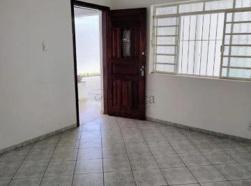 Casa · 256m² · 2 Quartos · 2 Vagas · Casa Comercial - Vila Adyana - 2 Dormitórios - 104m².