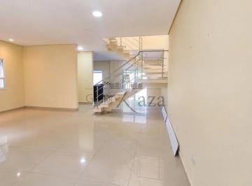 Casa · 300m² · 3 Quartos · 2 Vagas · Casa - Loteamento Vila Branca - Jacareí - 3 Dormitórios - 239m².
