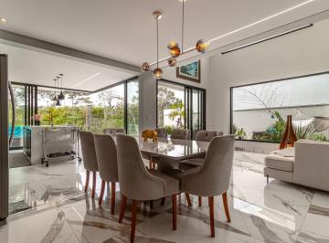 Casa · 299m² · 3 Quartos · 4 Vagas · Casa com 3 dormitórios à venda, 299 m² por R$ 2.710.000,00 - Alphaville Nova Esplanada - Votorantim/