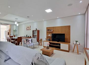 Casa · 210m² · 3 Quartos · 4 Vagas · Sobrado Novinho e ENCANTADOR no Condomínio Golden Park 2, 3 dorms, lazer e muito mais! Sorocaba ? SP