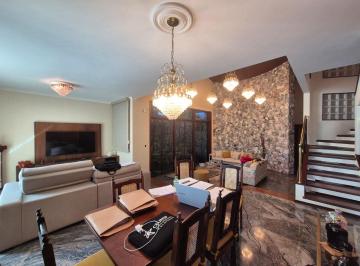 Casa · 390m² · 3 Quartos · 3 Vagas · Residência Exclusiva com Arquitetura Elegante e Acabamento de Alto Padrão - Jardim América - Sorocab