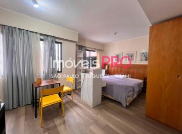 Apartamento · 30m² · 1 Quarto · 1 Vaga · Locação de studio de 30 m² em Moema.