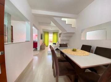 Casa · 92m² · 2 Quartos · 2 Vagas · Sobrado Recém-Reformado na Vila Amato ? 2 Dormitórios | 92 m² | 2 Vagas