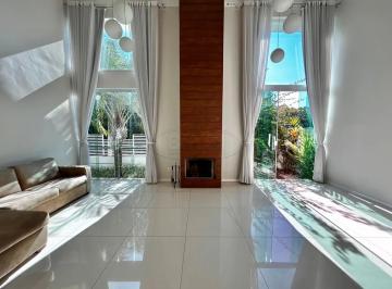 Casa · 396m² · 3 Quartos · 4 Vagas · Sobrado de Esquina no Condomínio Tivoli Park - Sorocaba/SP