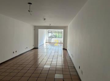 Comercial · 140m² · 5 Quartos · Sobrado comercial para locação na Bela Vista 5 salas, 6 banheiro, varanda, quintal