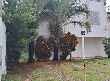 Casa · 232m² · 6 Quartos · 3 Vagas · Casa à Venda em Santa Rosália | 232 m², 6 Salas e Estrutura Ideal para Comércio