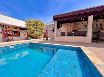 Casa · 240m² · 3 Quartos · 4 Vagas · Casa térrea com piscina e área gourmet | 3 dormitórios | Zona Leste ? Jardim Bandeirantes